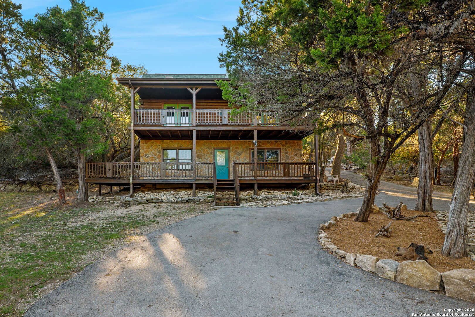 main property photo 31