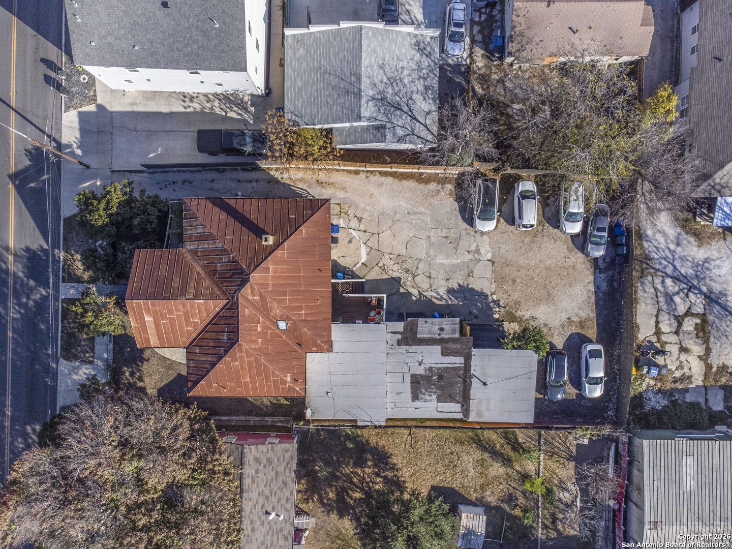 main property photo 25
