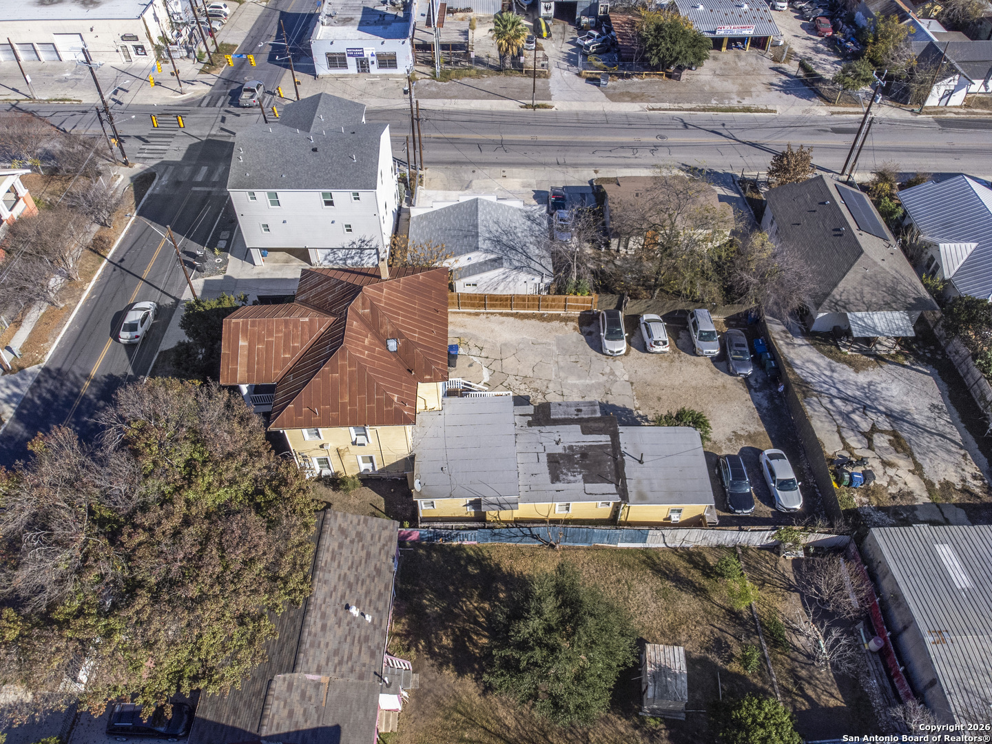 main property photo 27