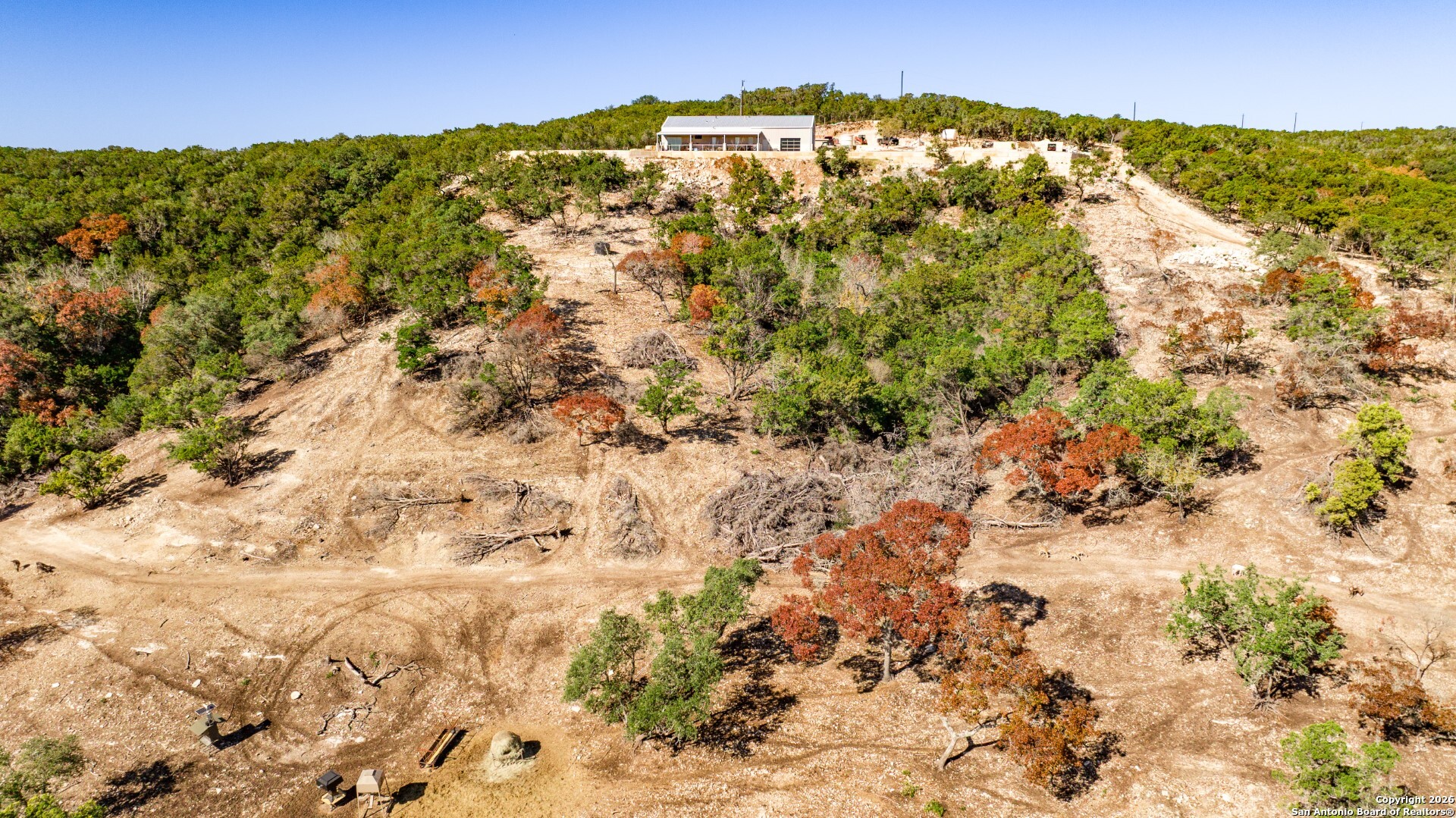 main property photo 8