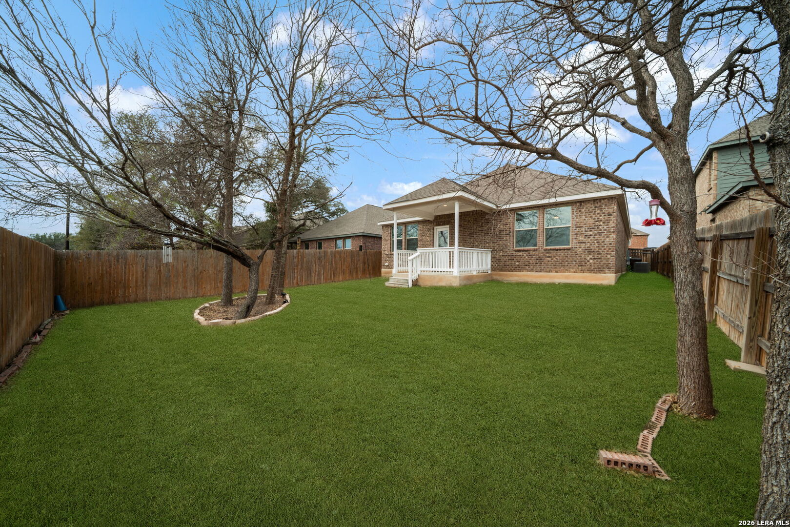 main property photo 14