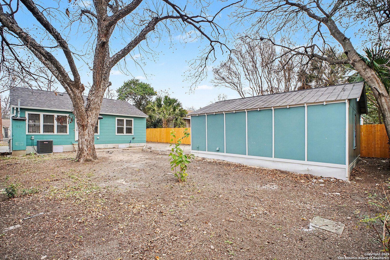 main property photo 24