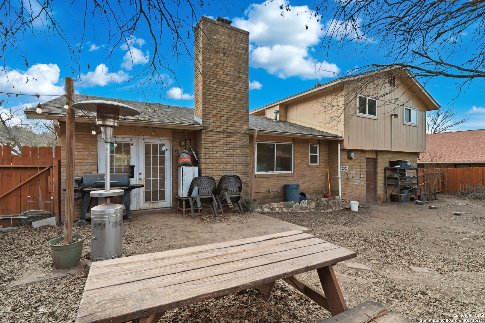 main property photo 19
