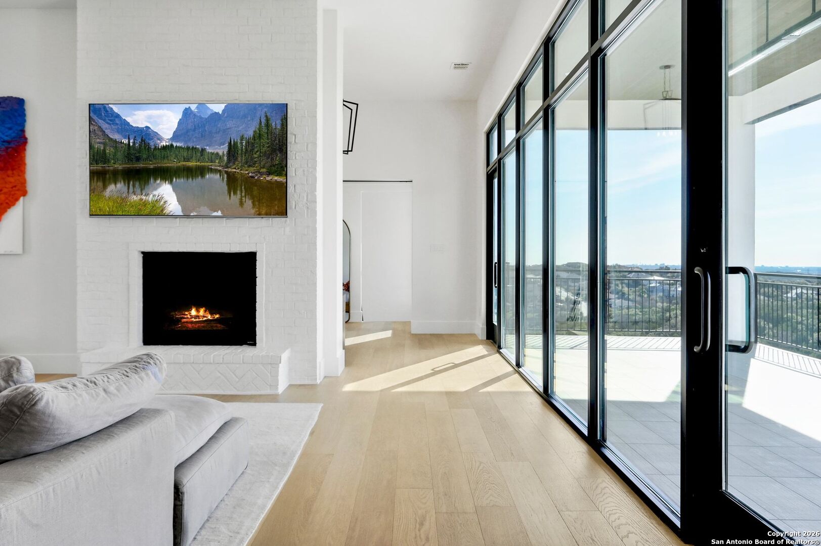 main property photo 33