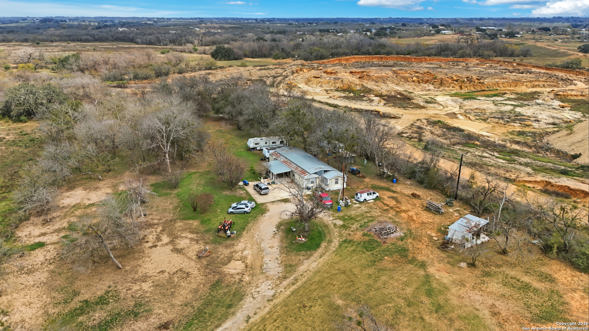 main property photo 14