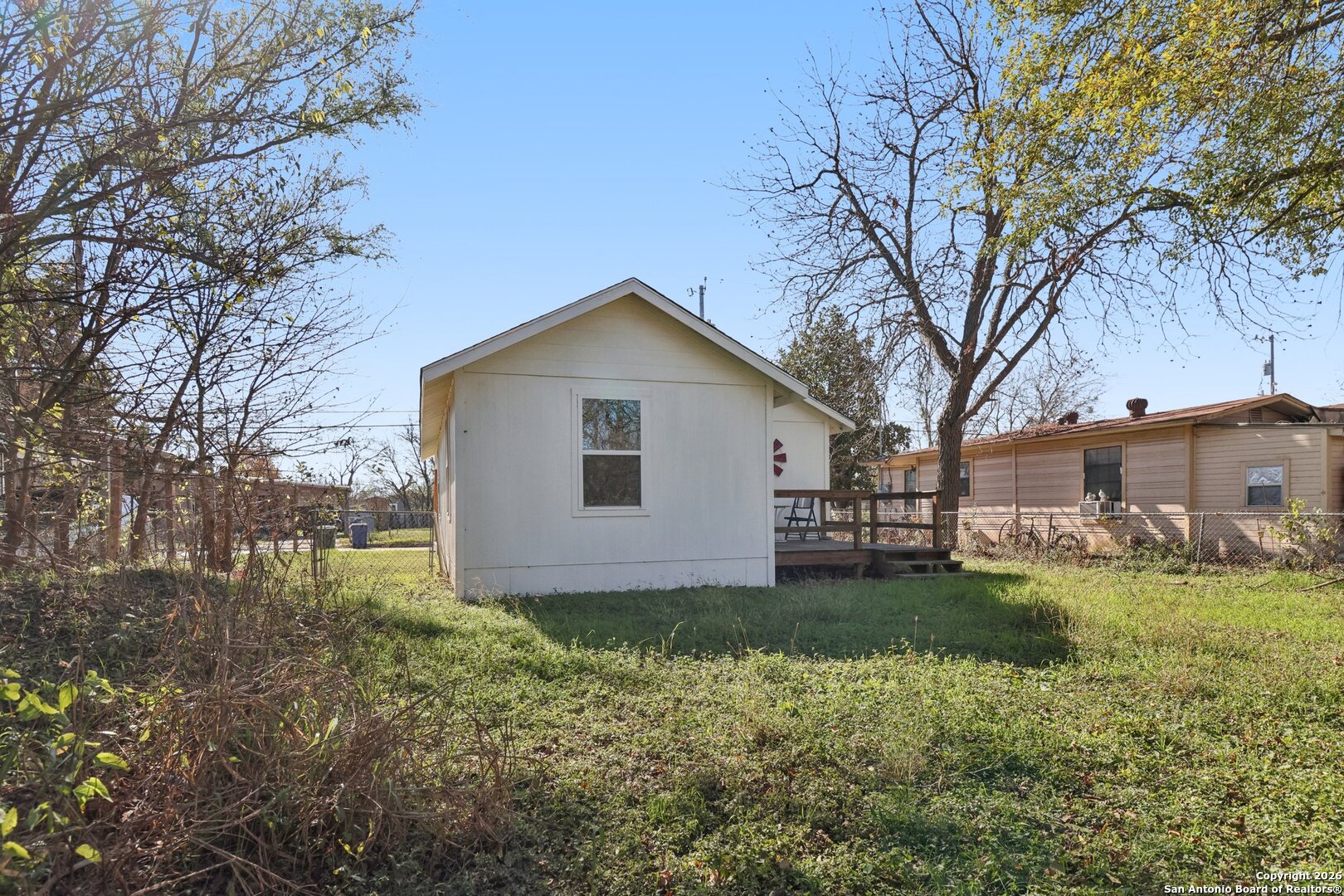 main property photo 33