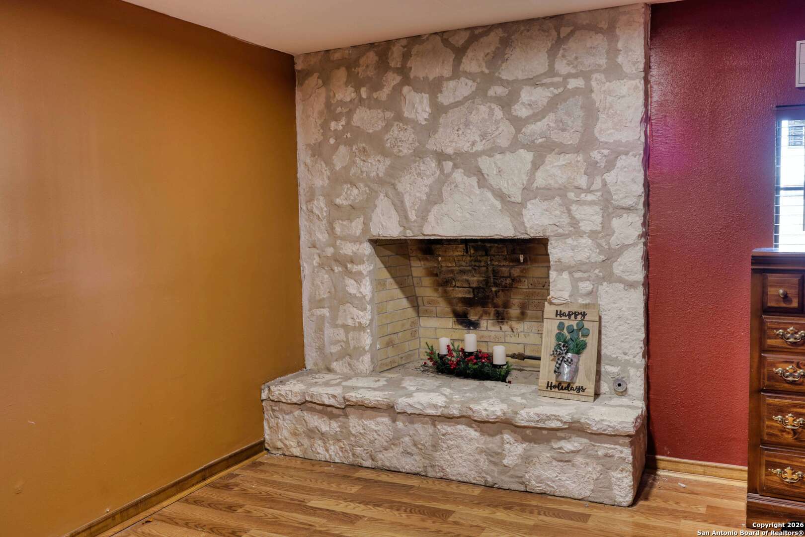 main property photo 18