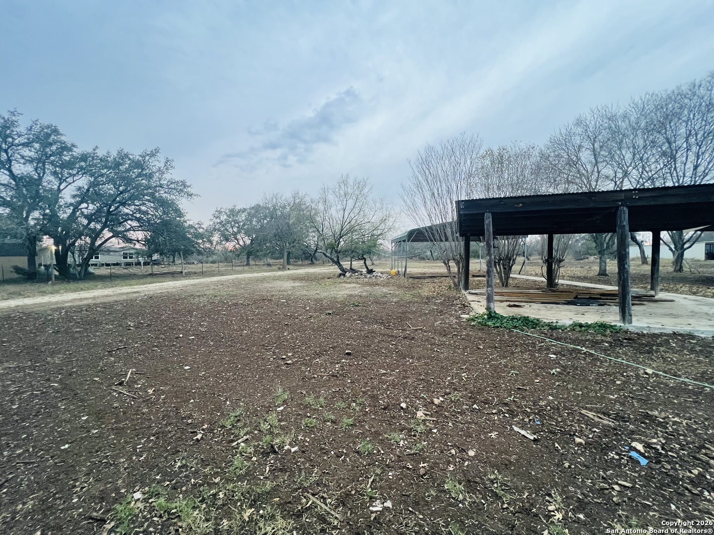 main property photo 9