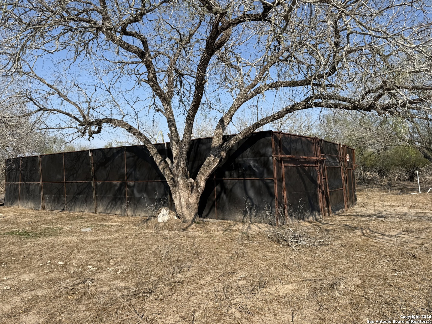 main property photo 15