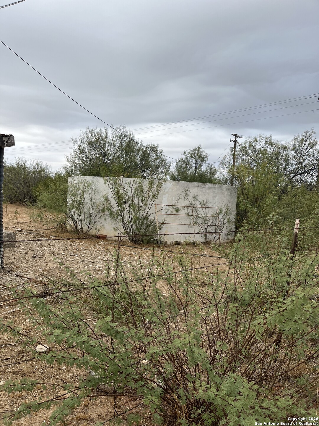 main property photo 9
