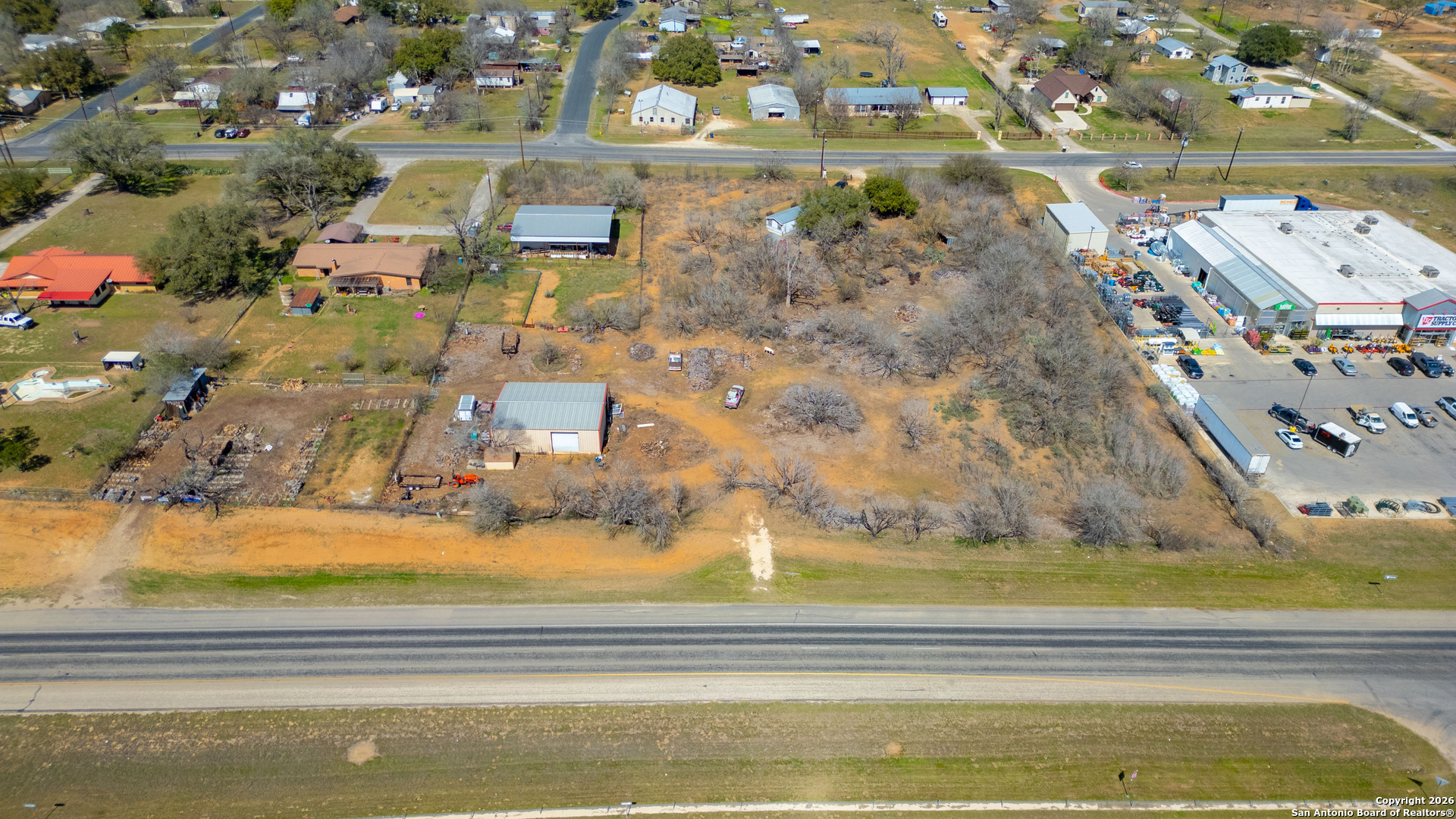 main property photo 7