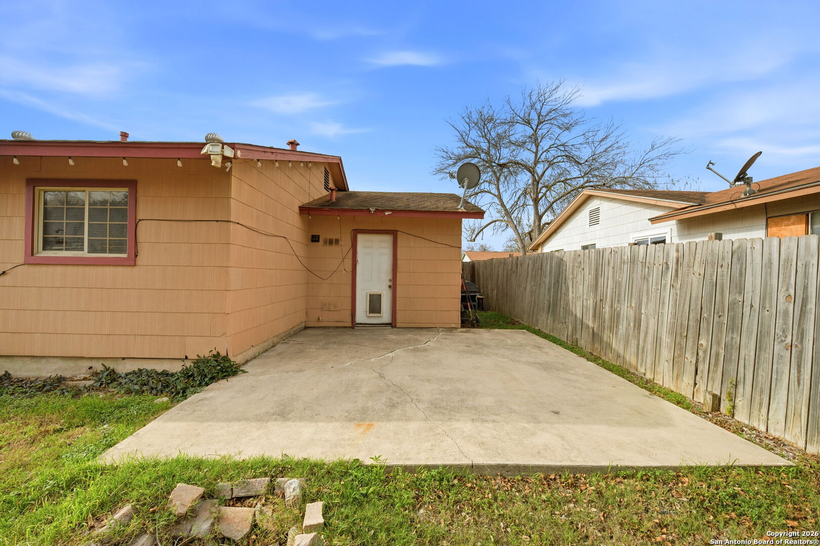 main property photo 29