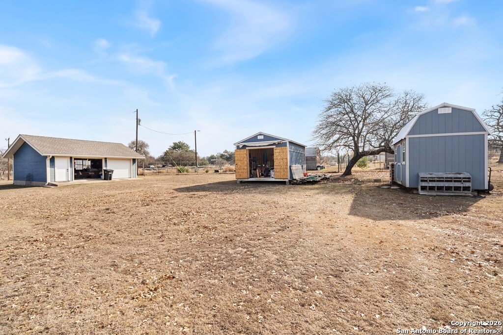 main property photo 34