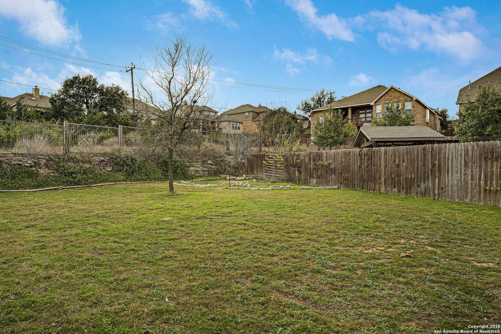 main property photo 40