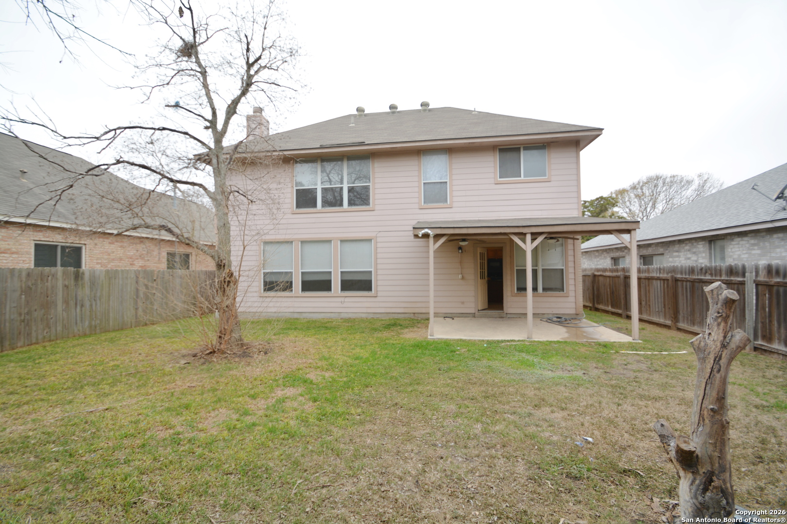 main property photo 12