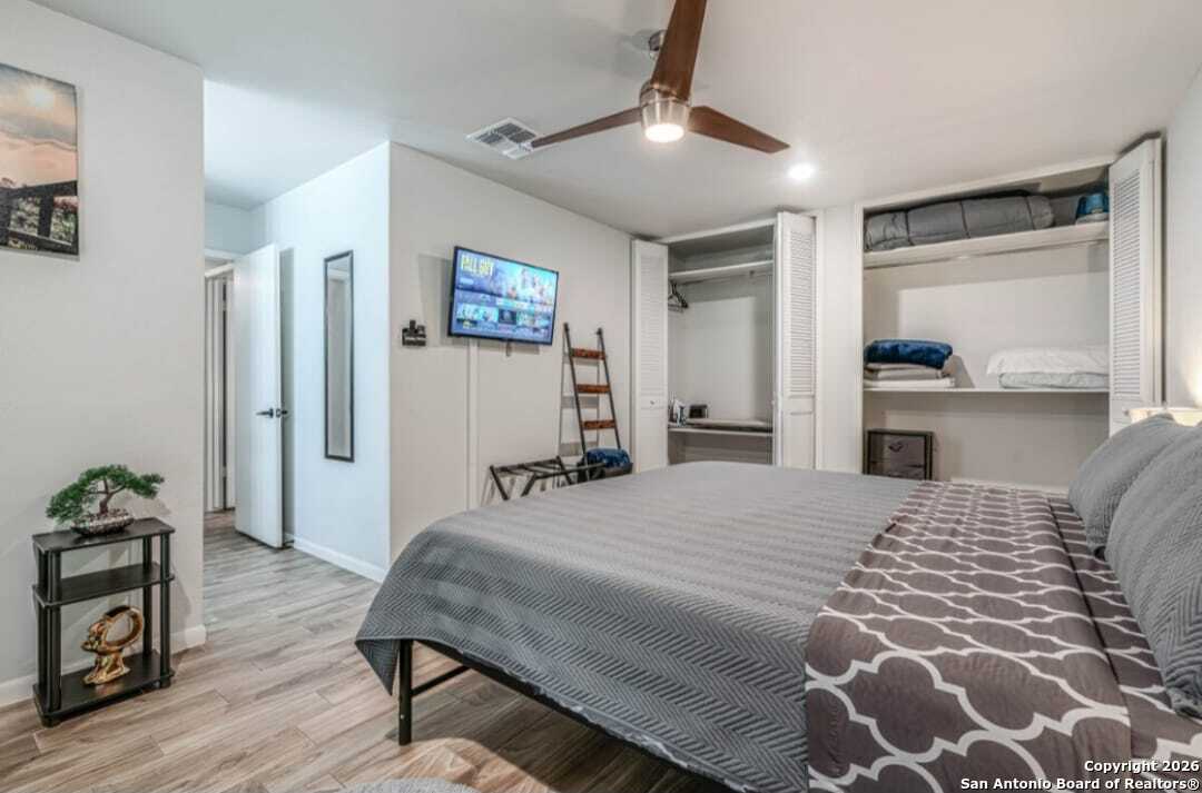 property viewer photo 11