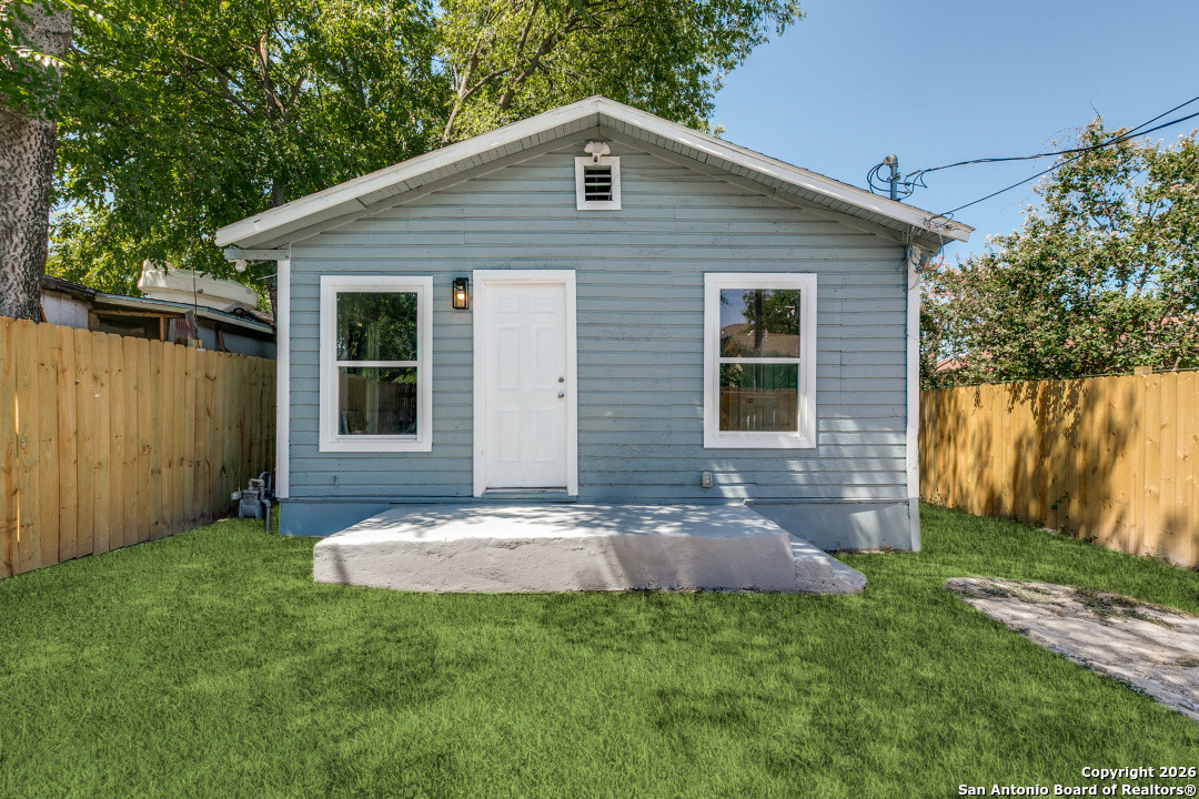 property viewer photo 1