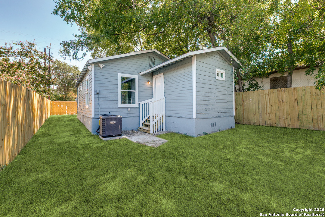 property viewer photo 24