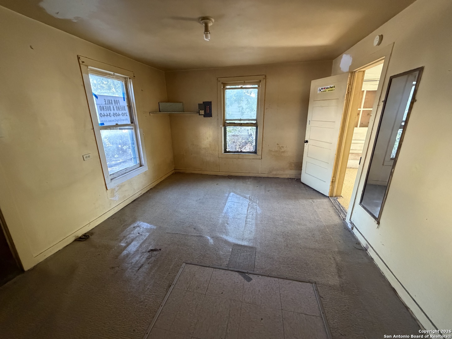 property viewer photo 2