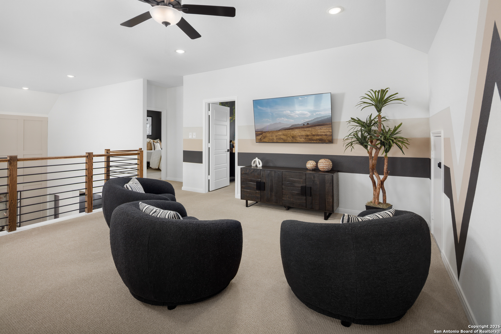 property viewer photo 12