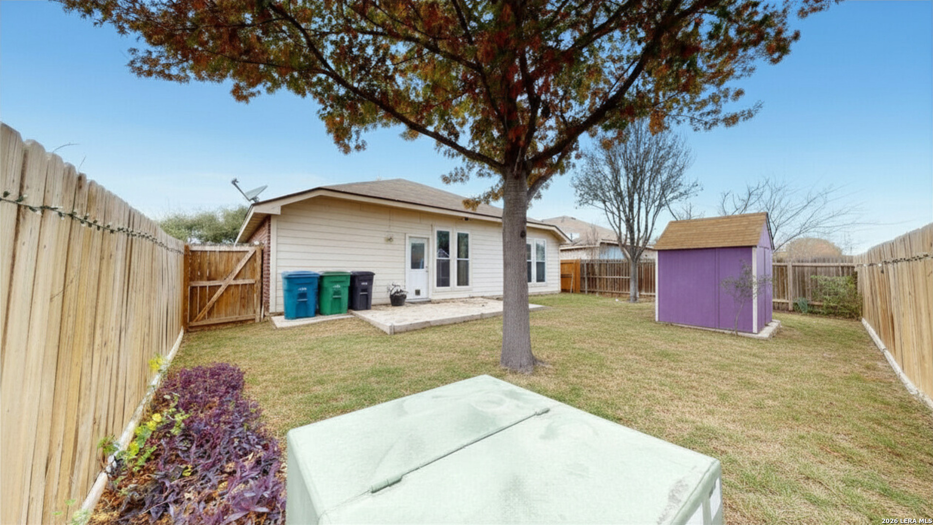 main property photo 32