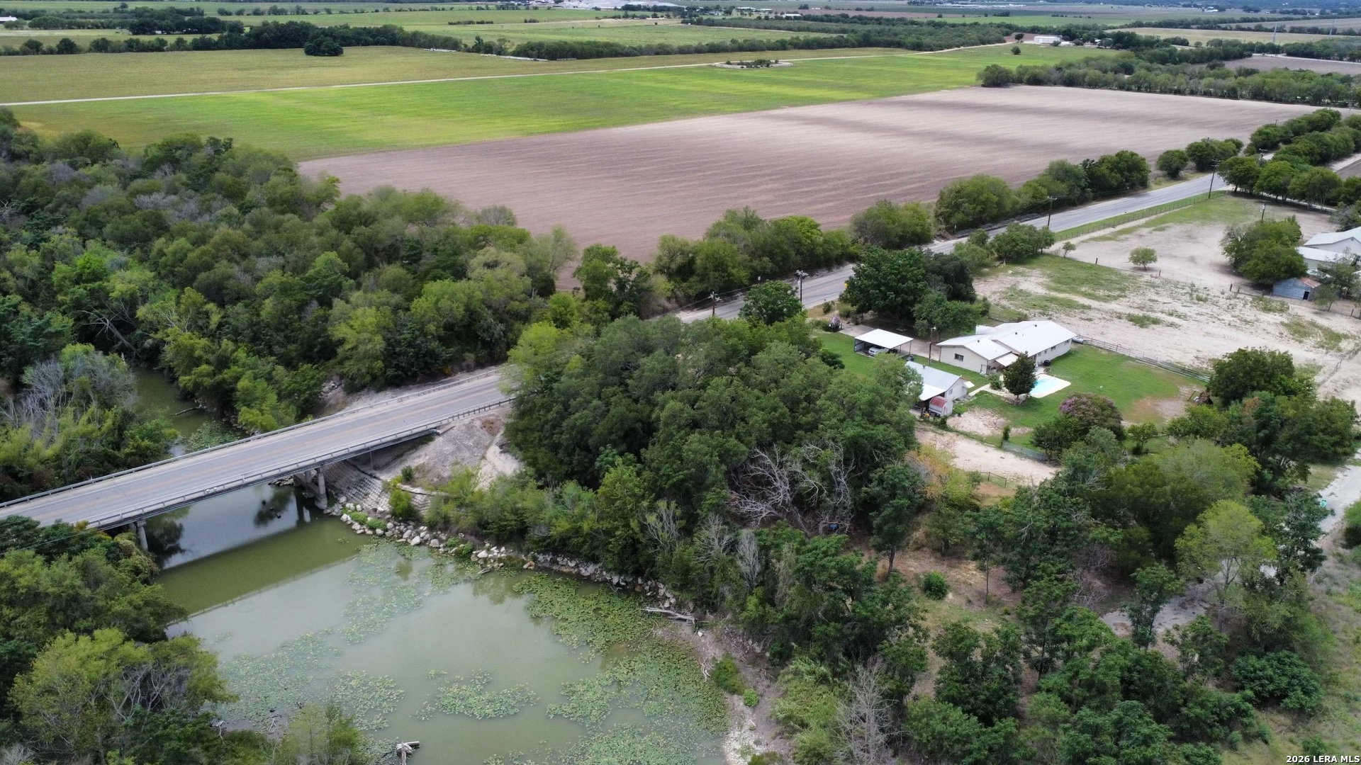 main property photo 36