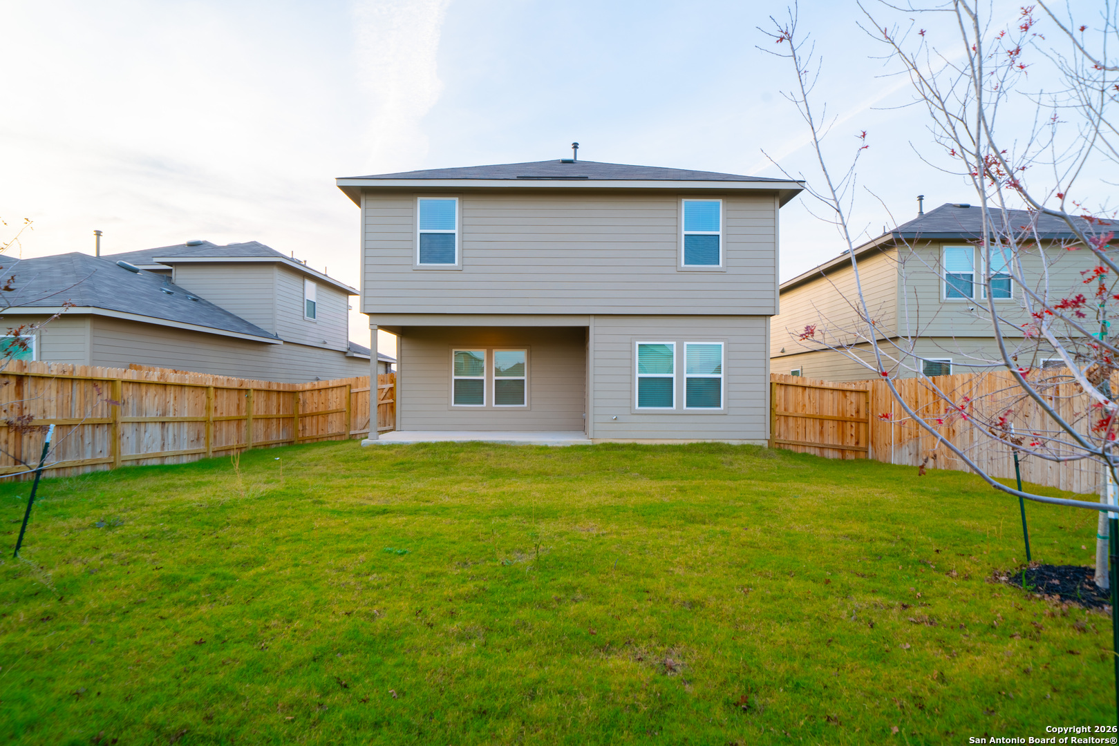 main property photo 25