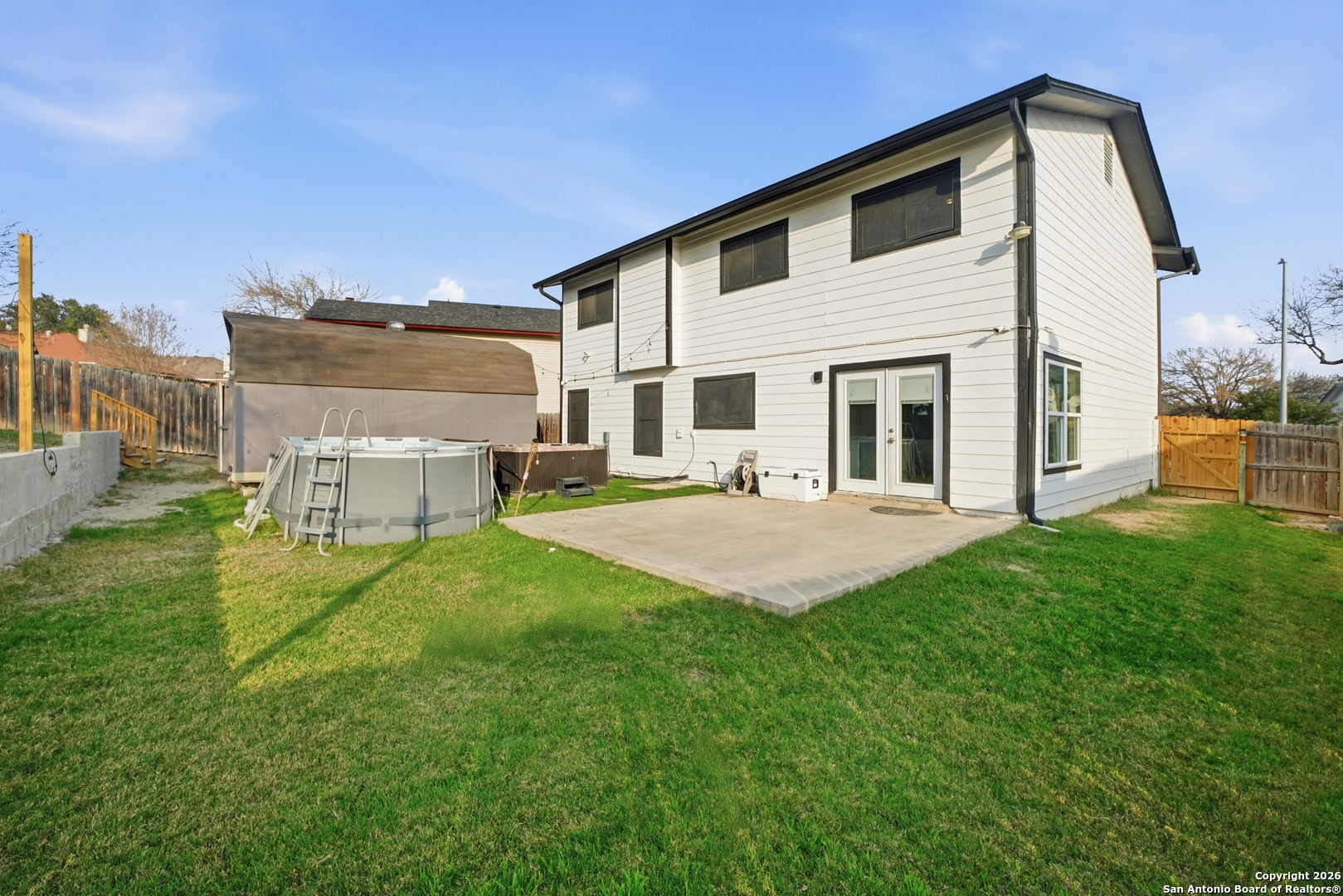 main property photo 30