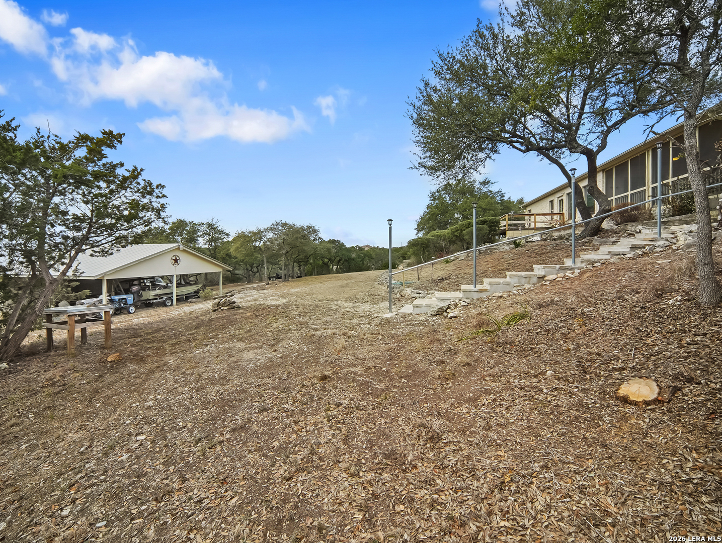 main property photo 35
