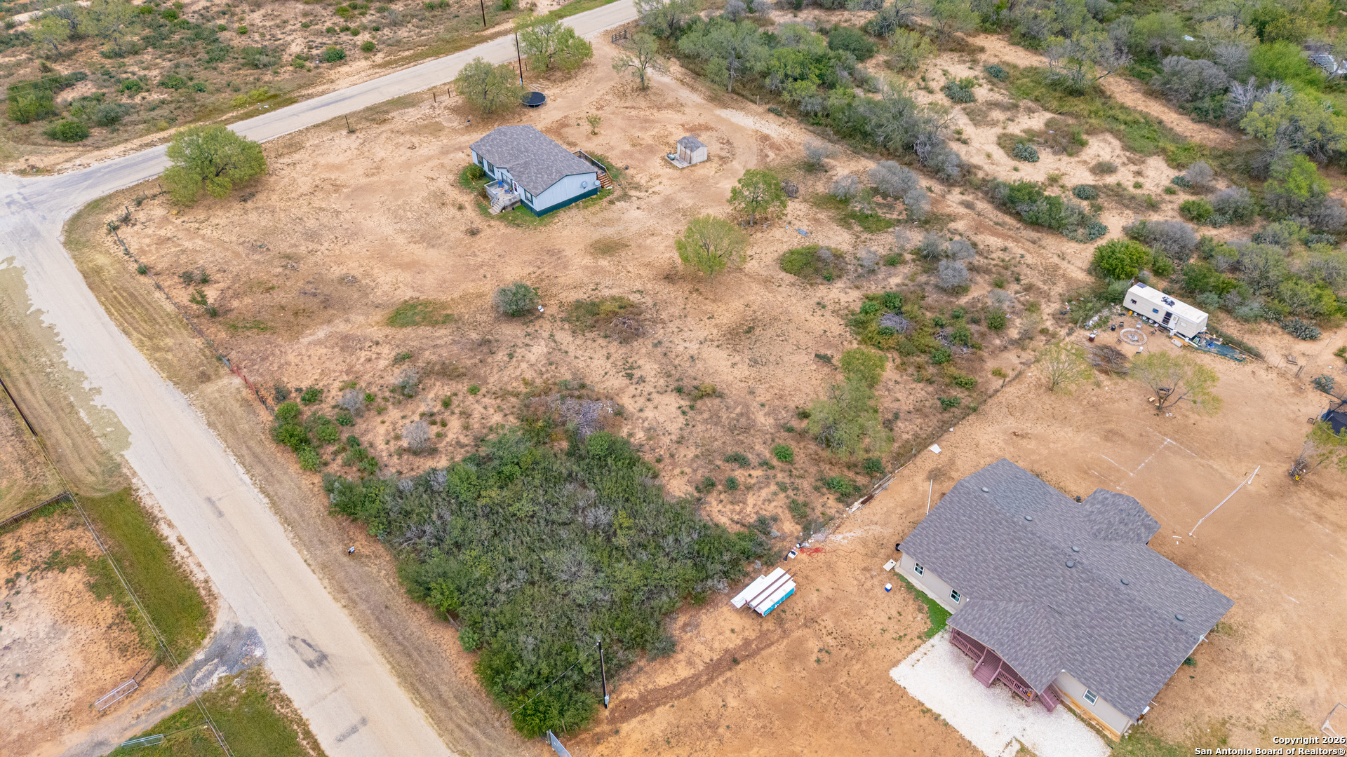 main property photo 15