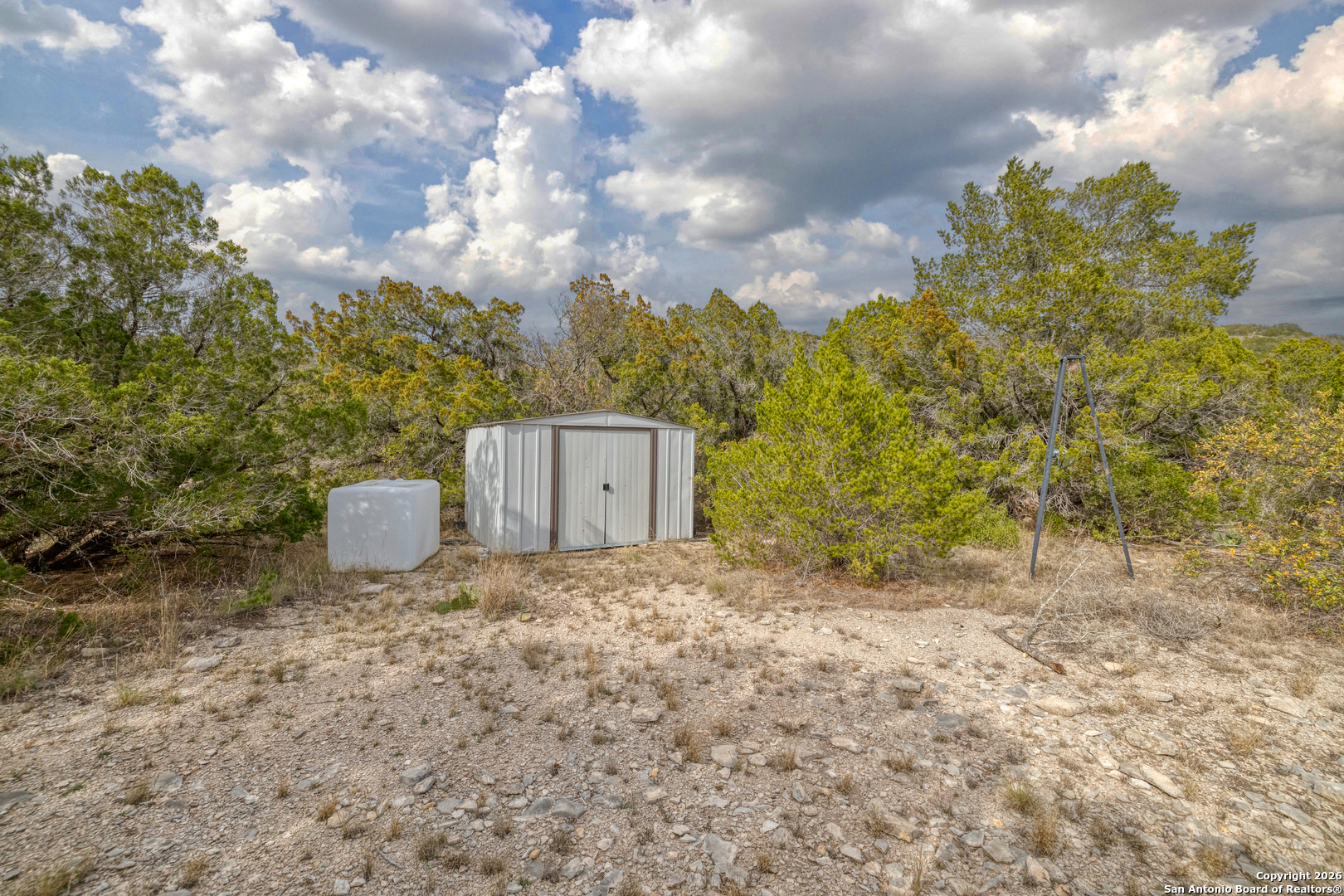 main property photo 12