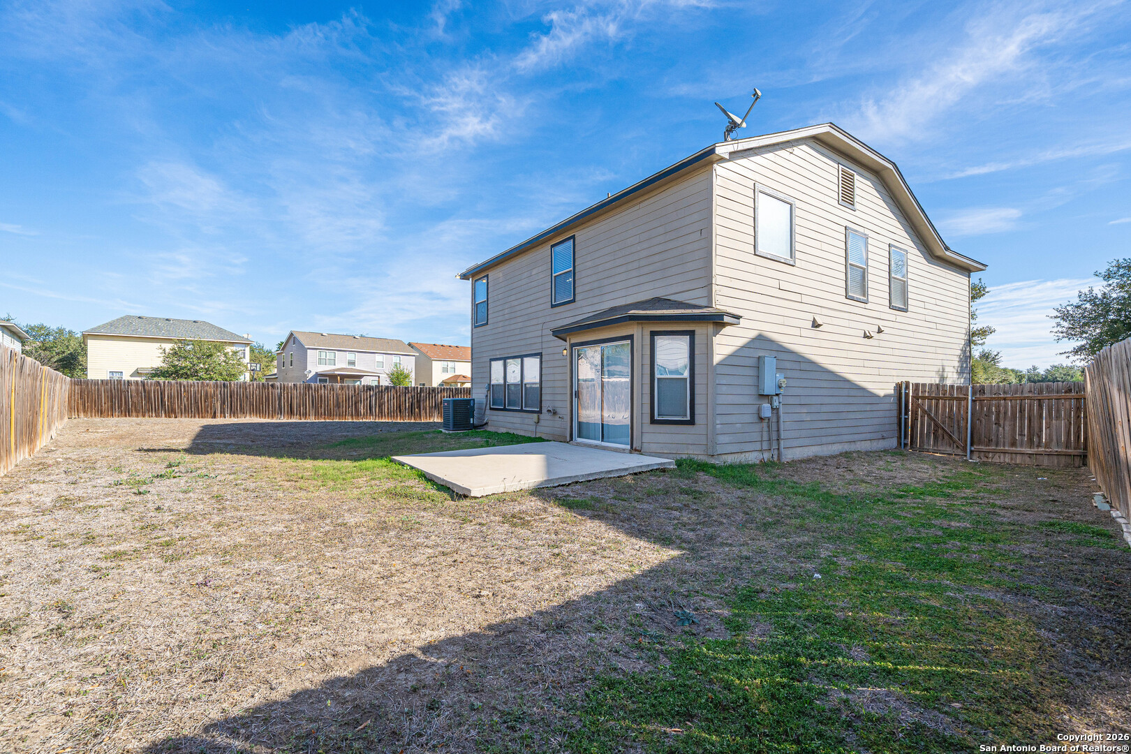 main property photo 32