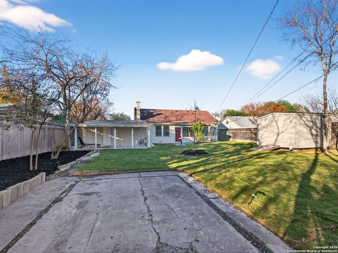 main property photo 33