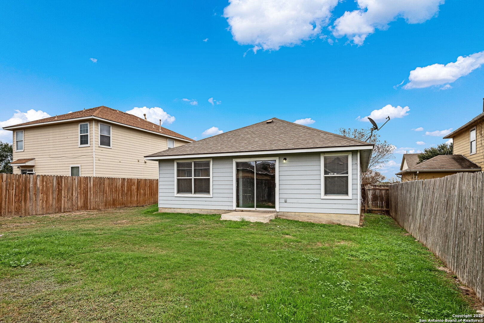 main property photo 18