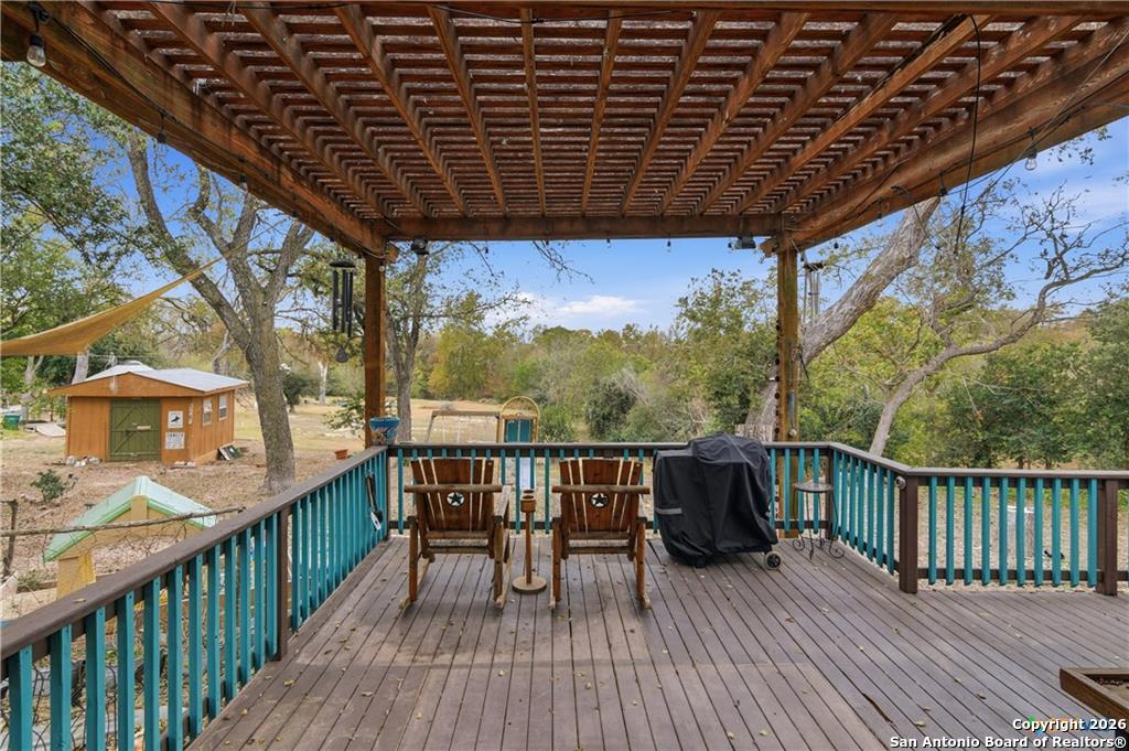 main property photo 32