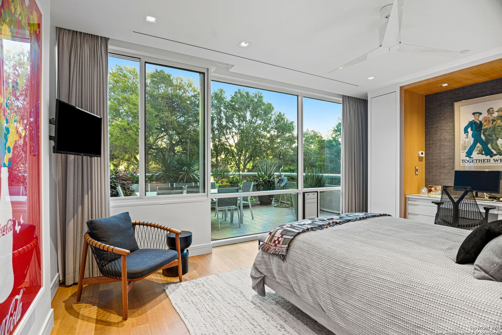 main property photo 35