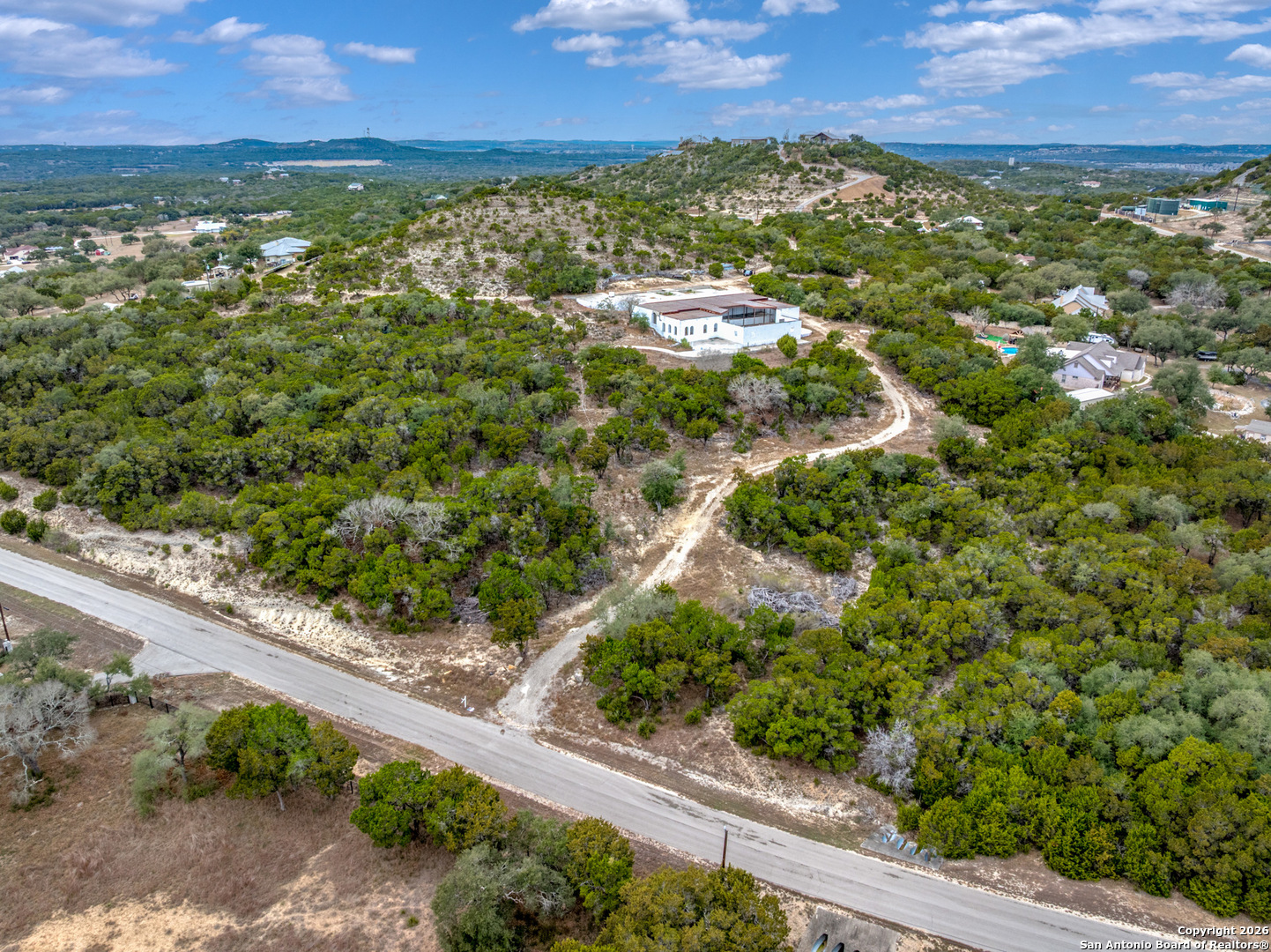 main property photo 15