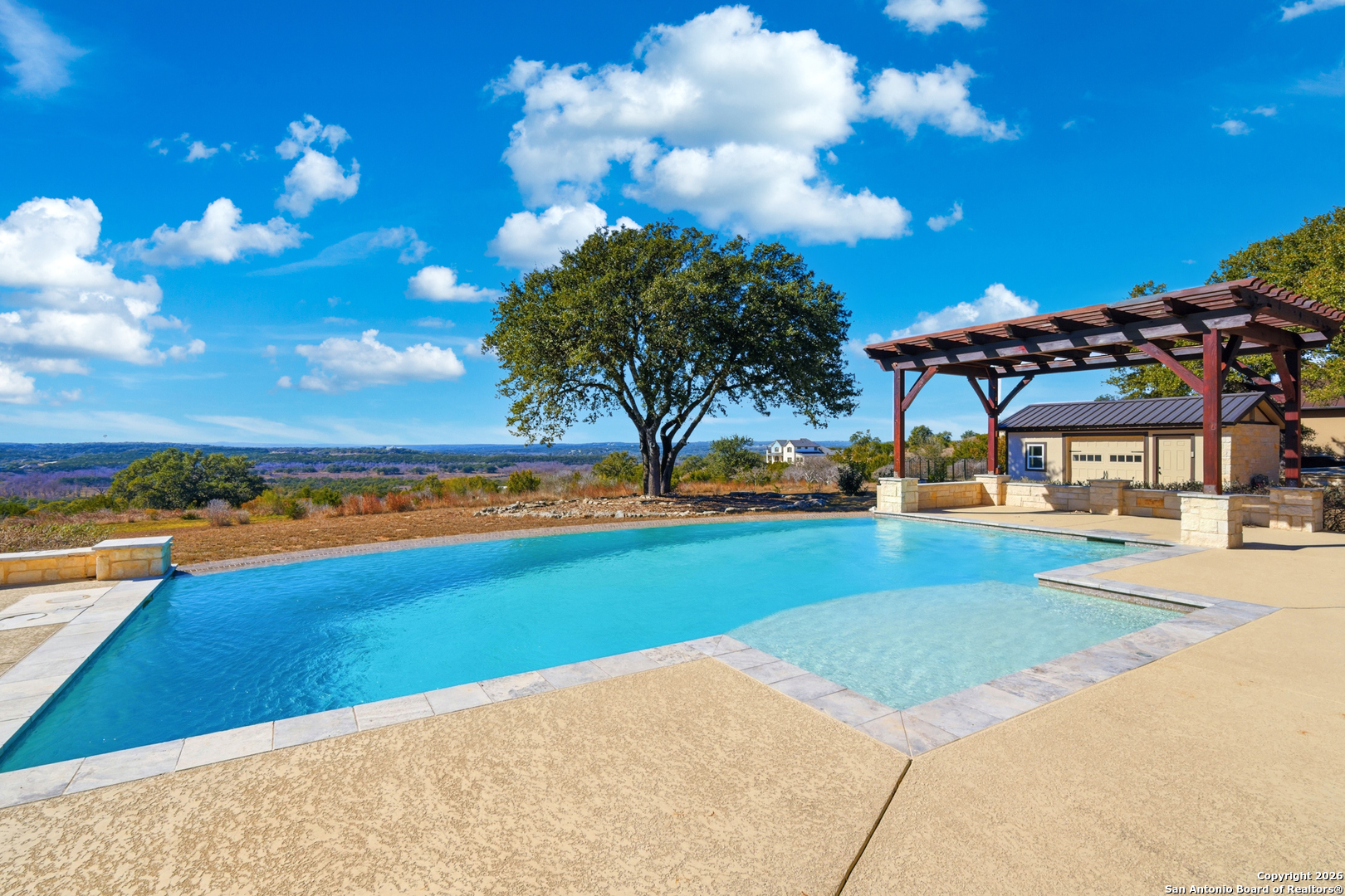 main property photo 44