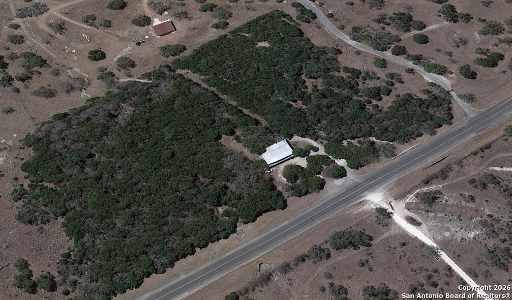 main property photo 11