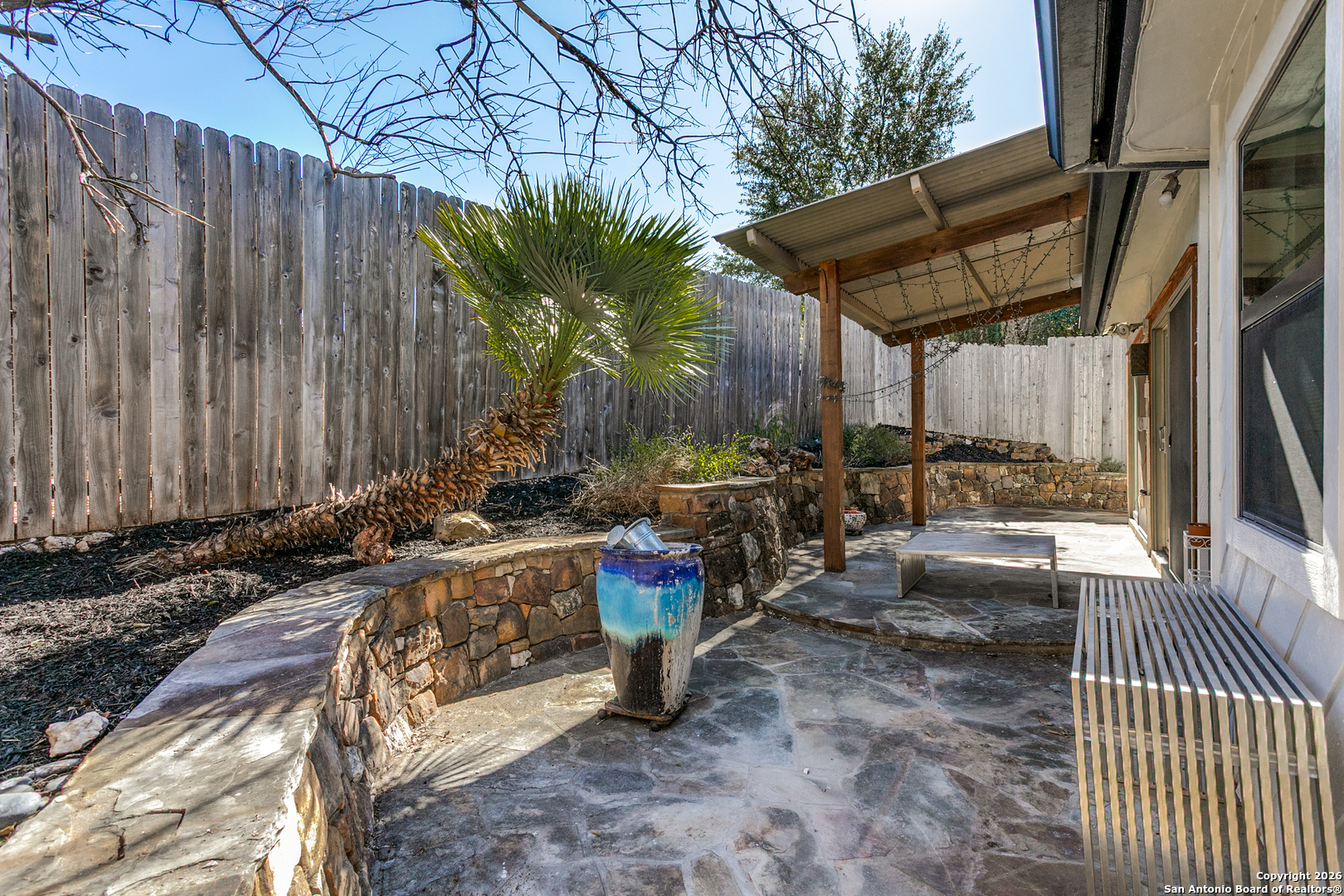 main property photo 23