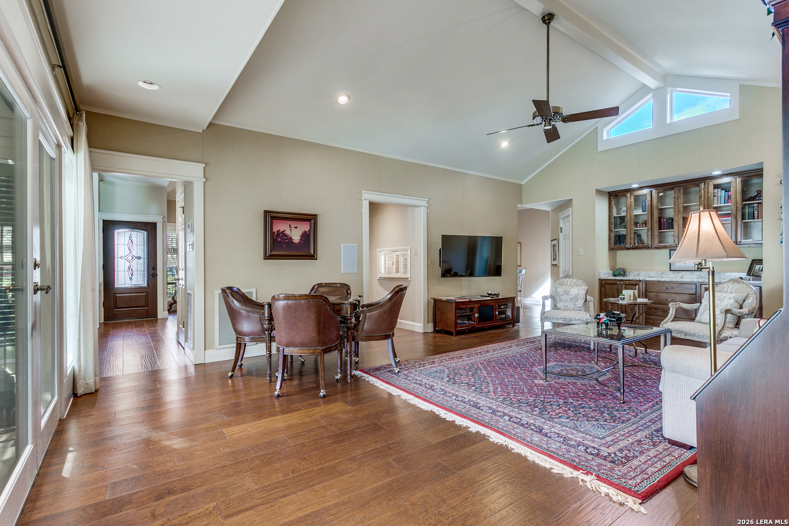 property viewer photo 5