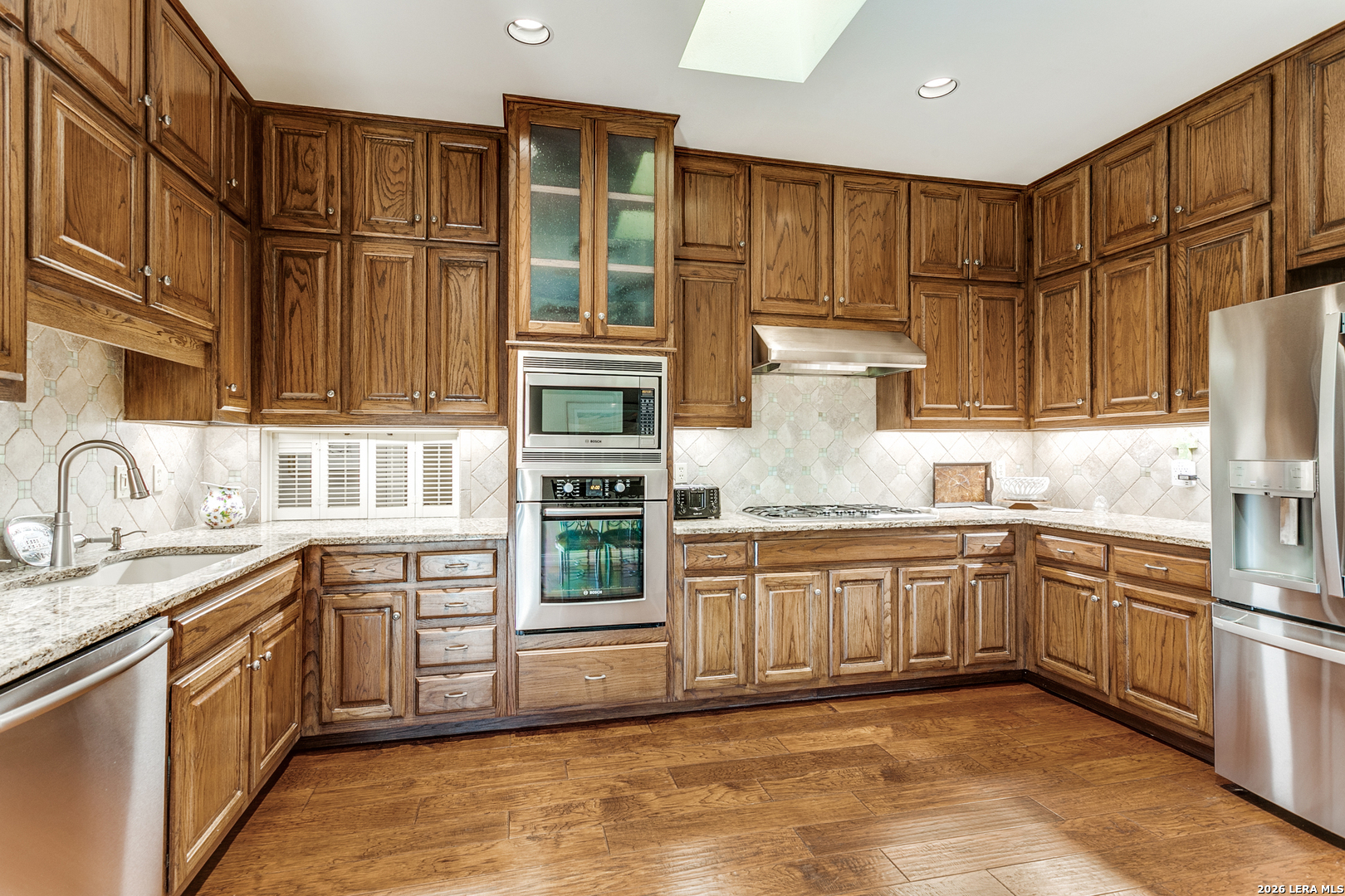 property viewer photo 6