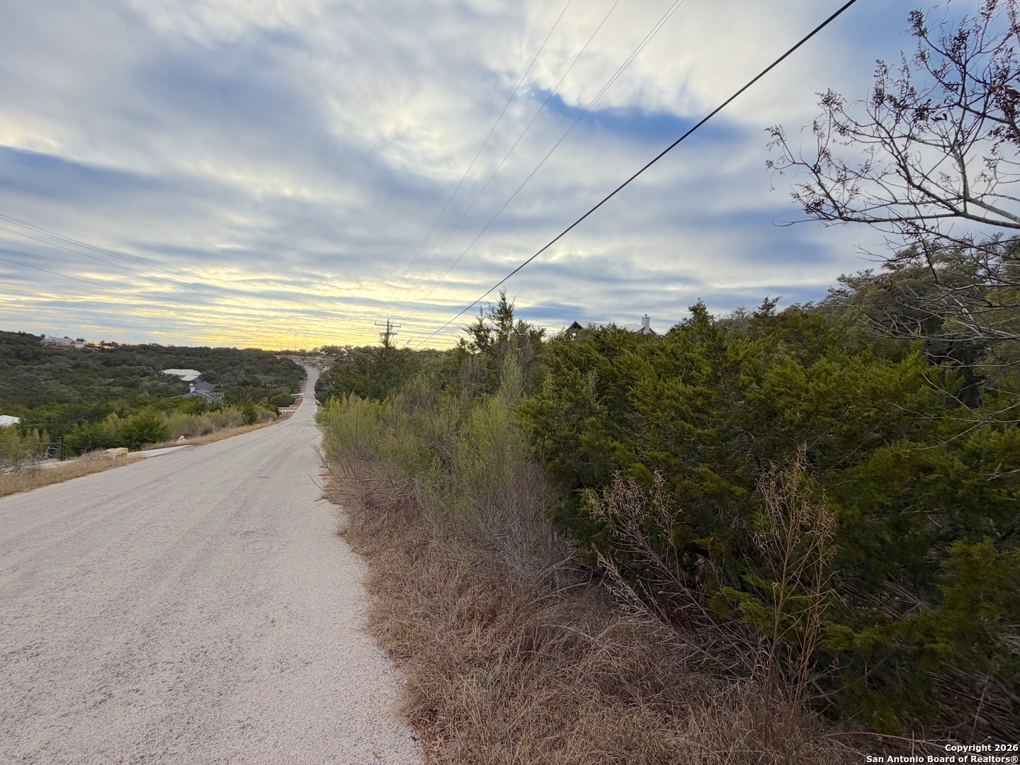 main property photo 6