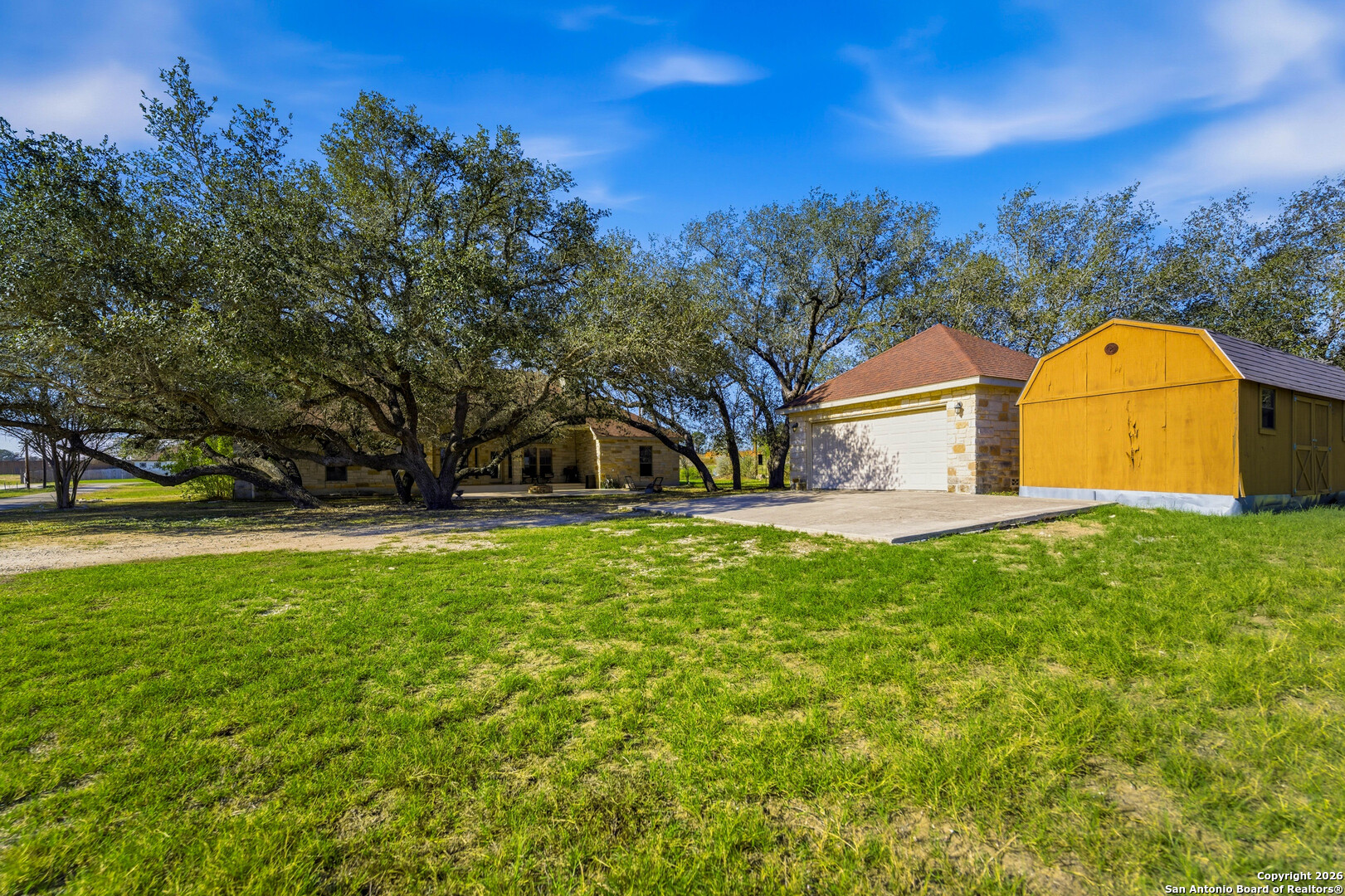 main property photo 19