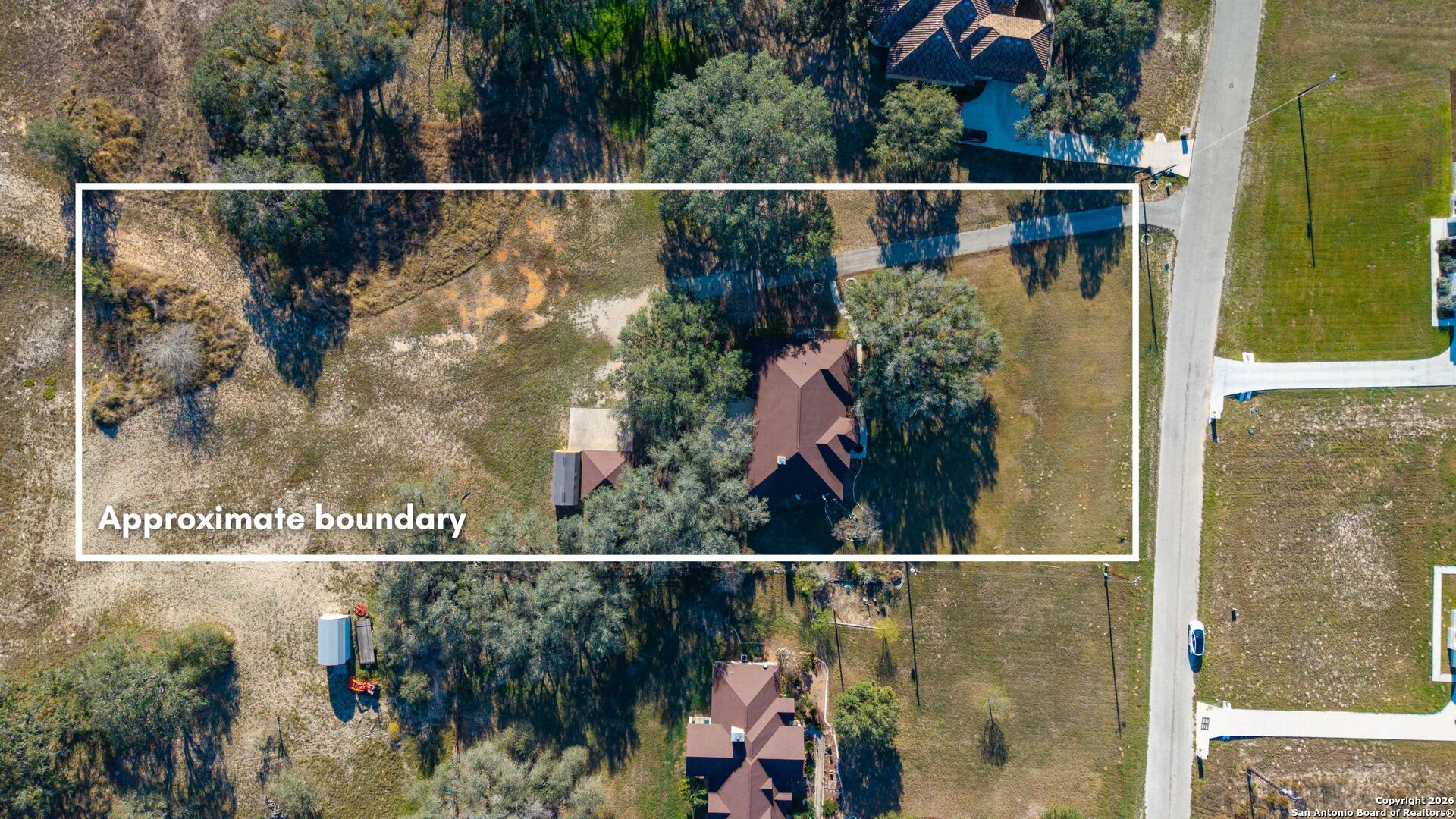 main property photo 4