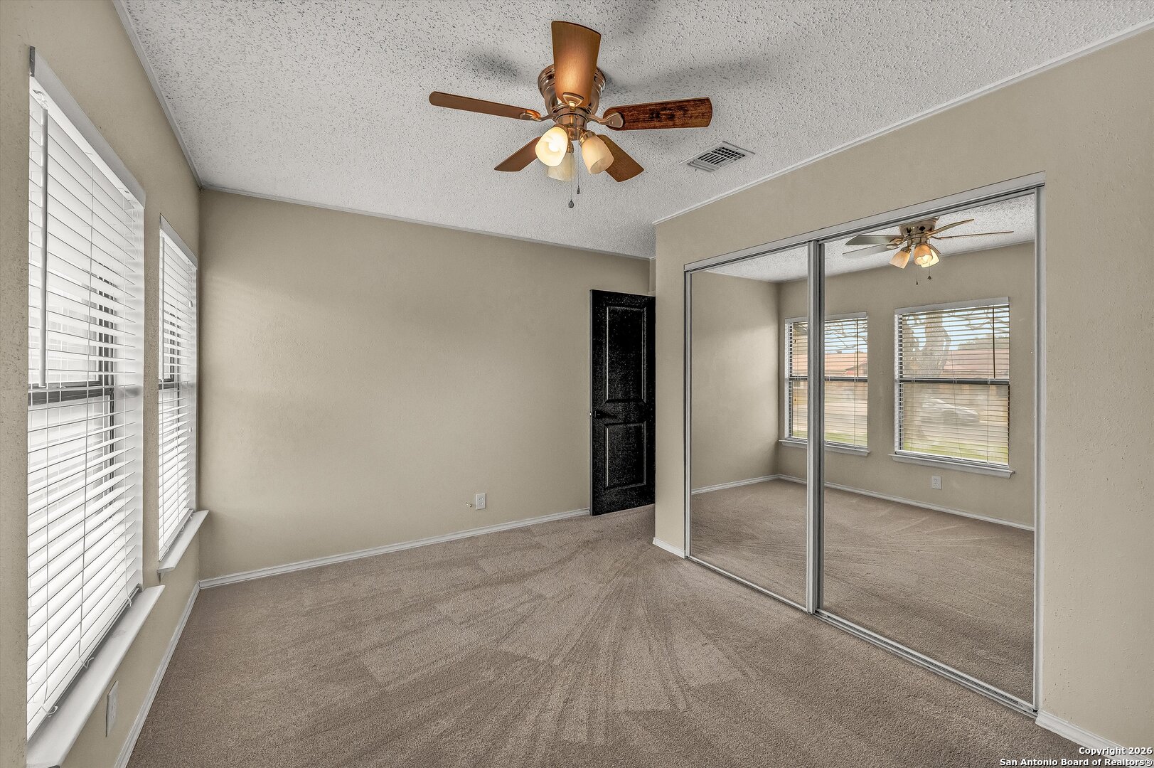 property viewer photo 21