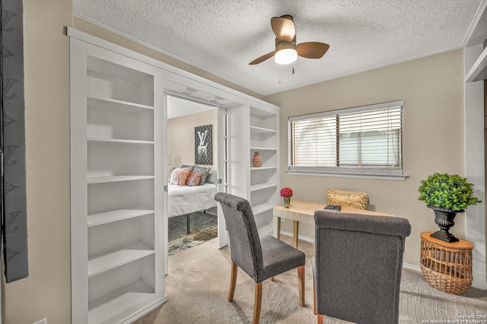 property viewer photo 22