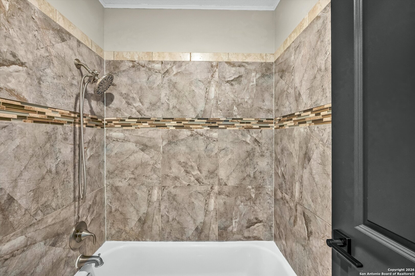 property viewer photo 28