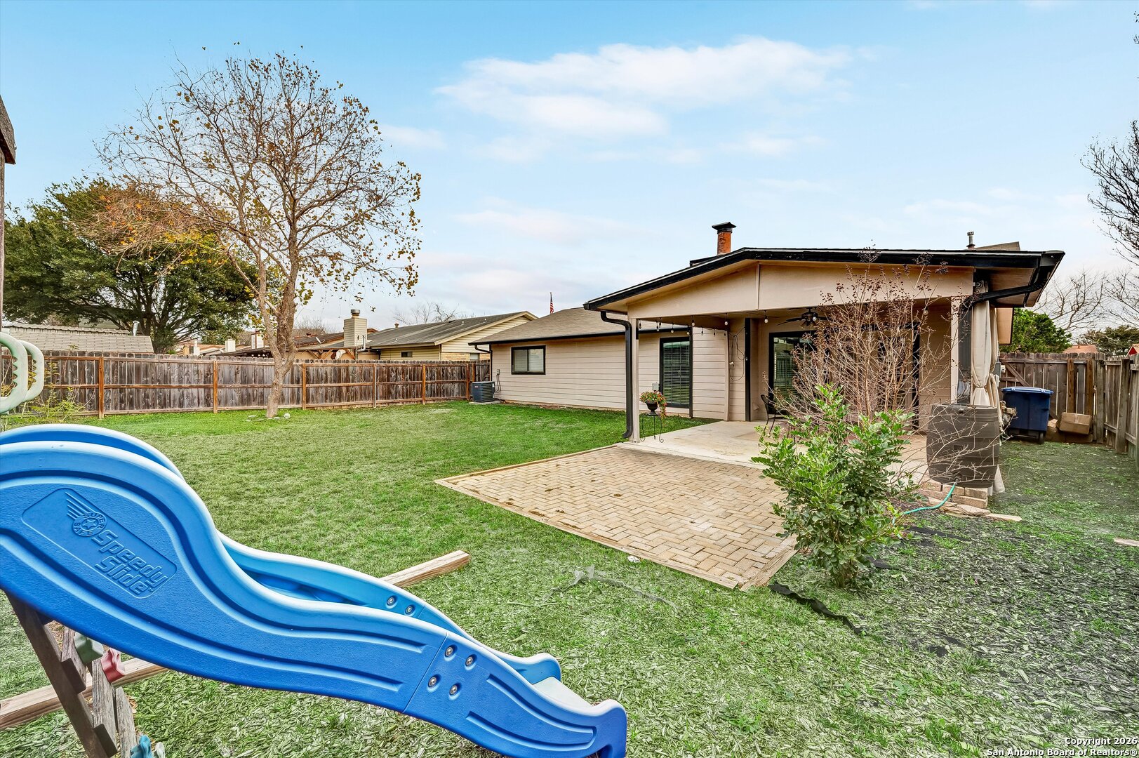property viewer photo 32