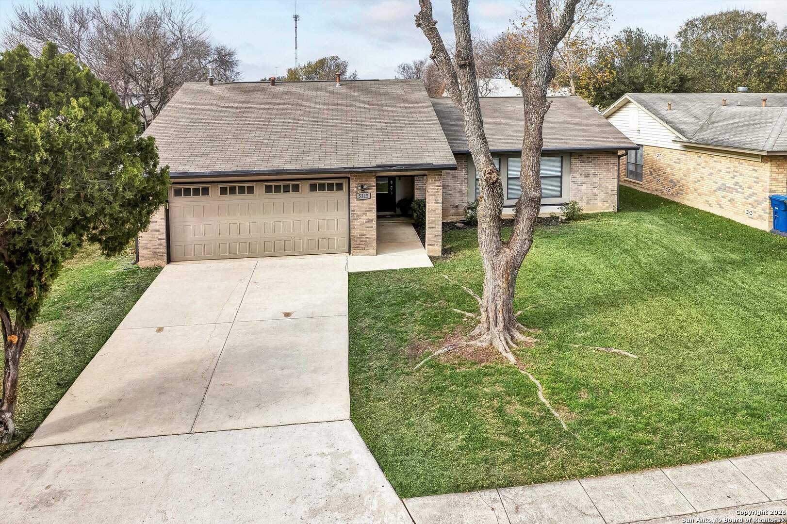 property viewer photo 4